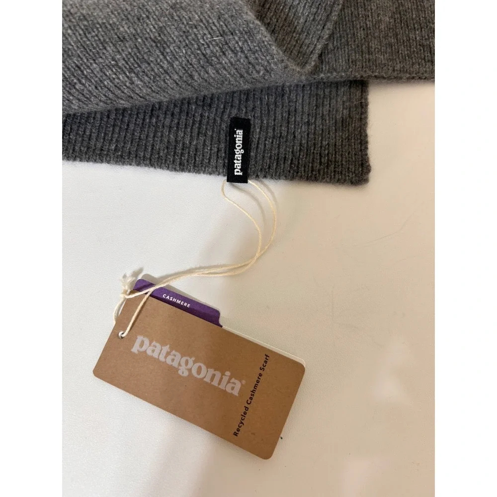 NWT $99 Patagonia Cashmere Wool Feather Soft Scarf Heather Gray 62X9 b2